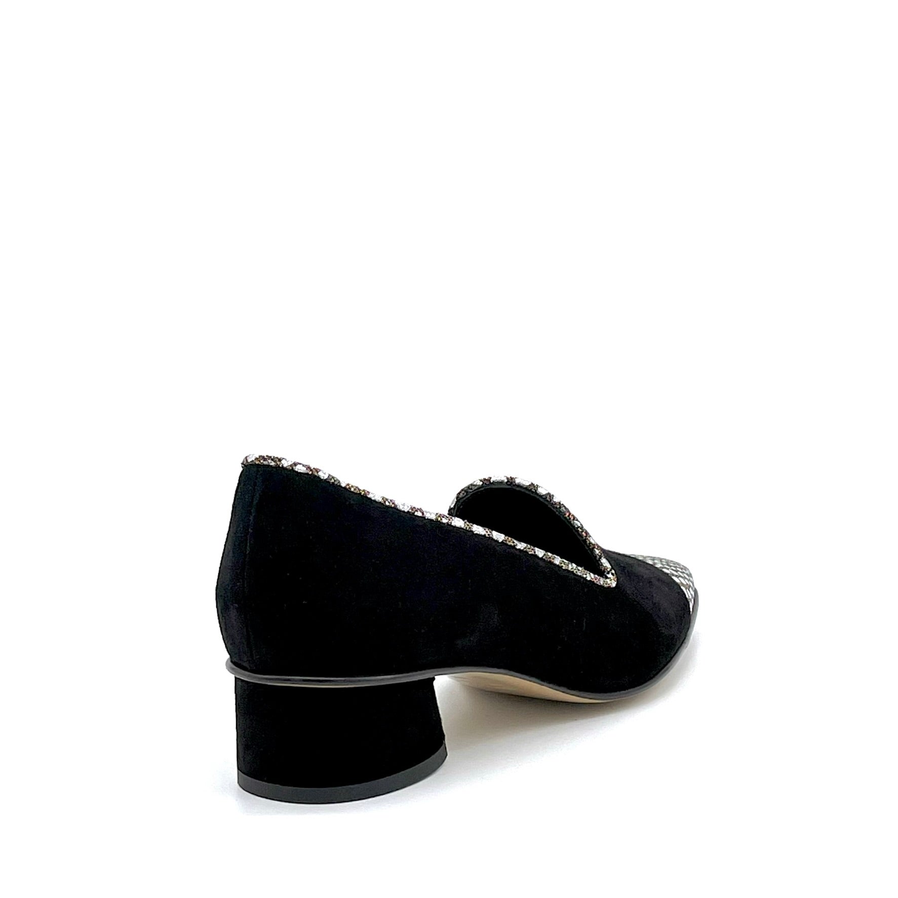 Mocassino in camoscio nero e tessuto stampato argento - Cod. 54532