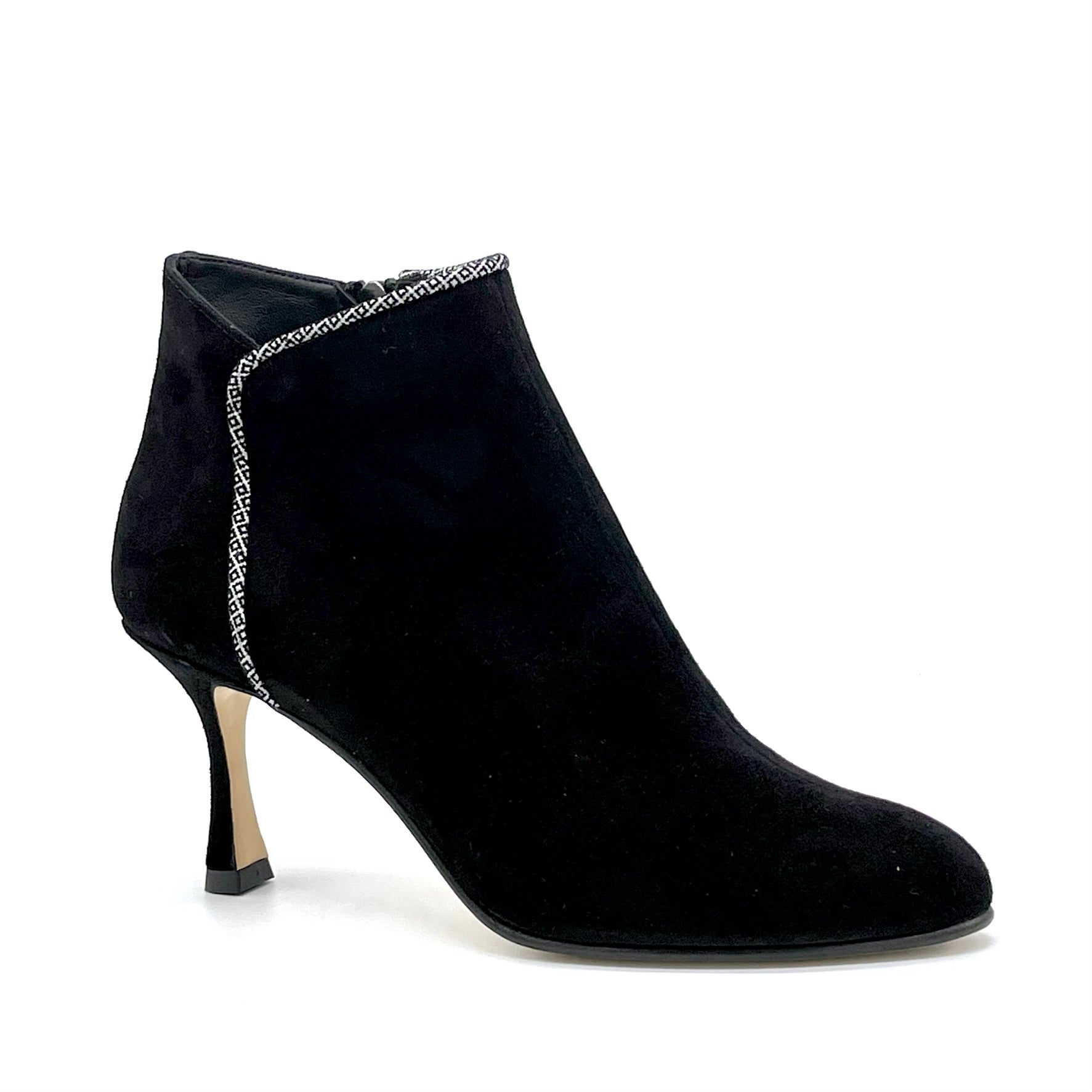 Stivaletto in camoscio nero e inserto in camoscio stampato grigio e nero - Cod. 54535