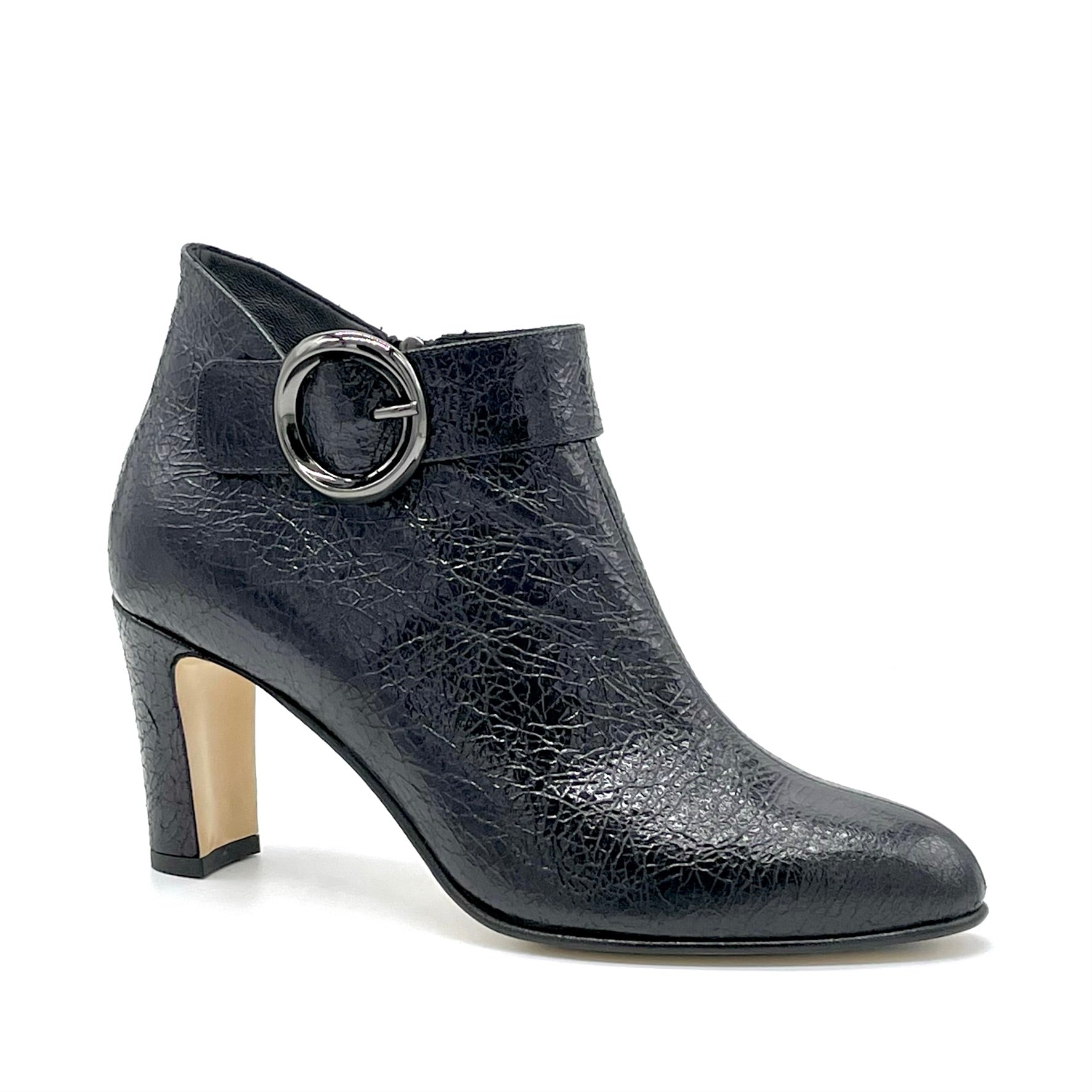 Black leather with creased effect boots with silver buckle - Cod. 54536-1