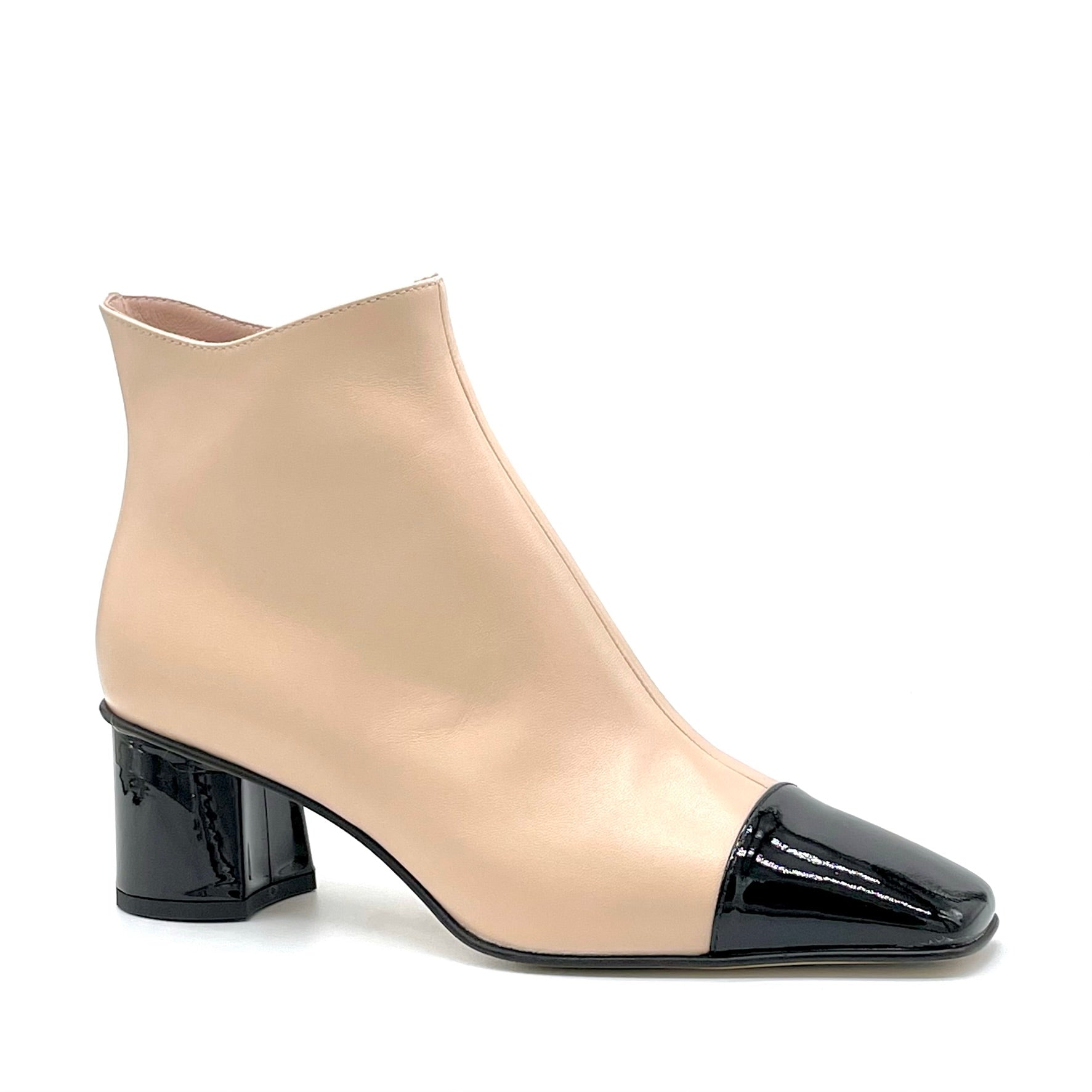 Nude leather and black patent boots - Cod. 54543