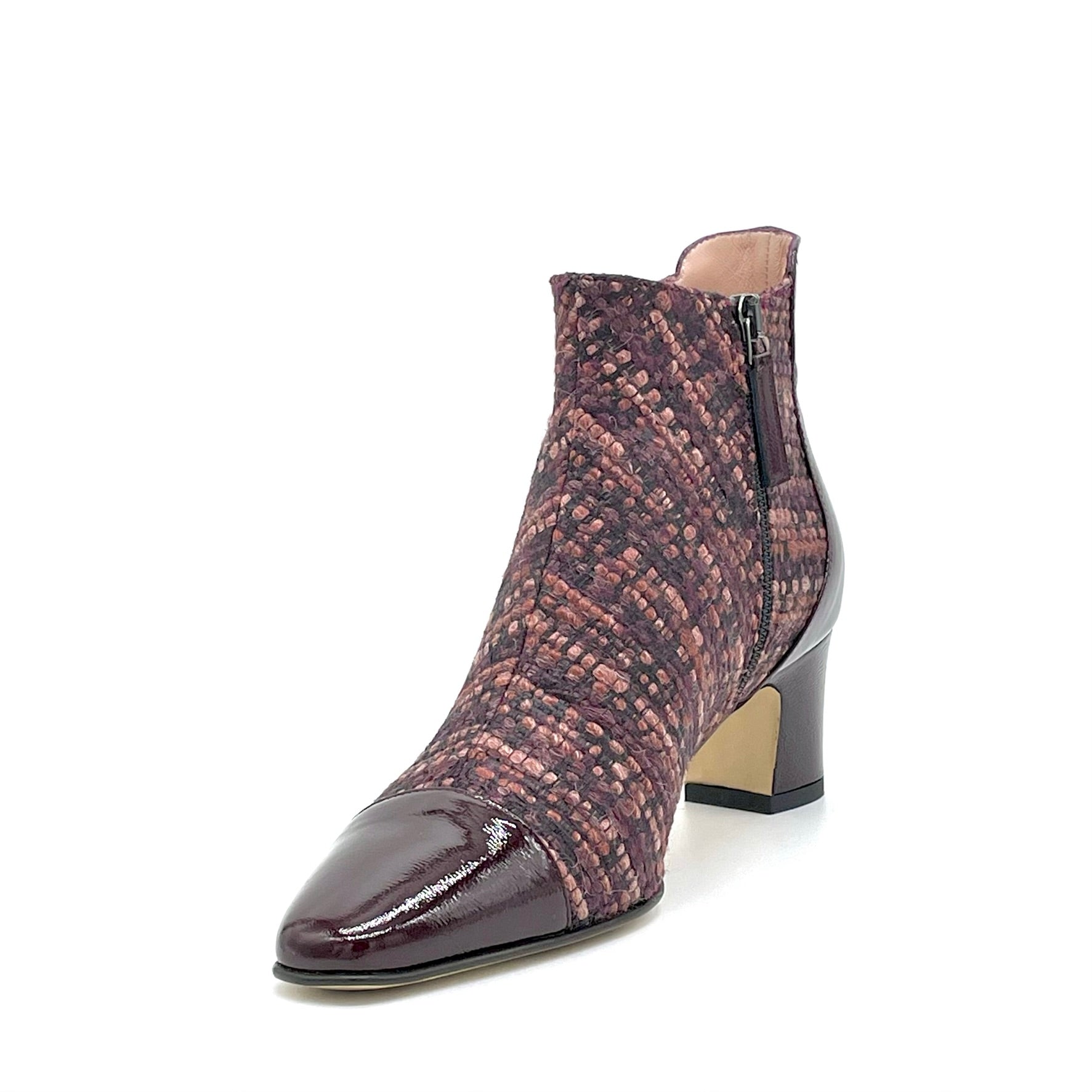 Plum tweed fabric and patent boots - Cod. 54540