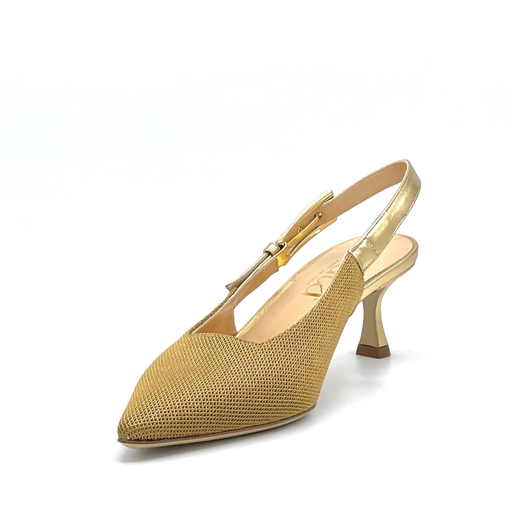 Gold fabric and leather slingback with golden buckle – Cod. 15112