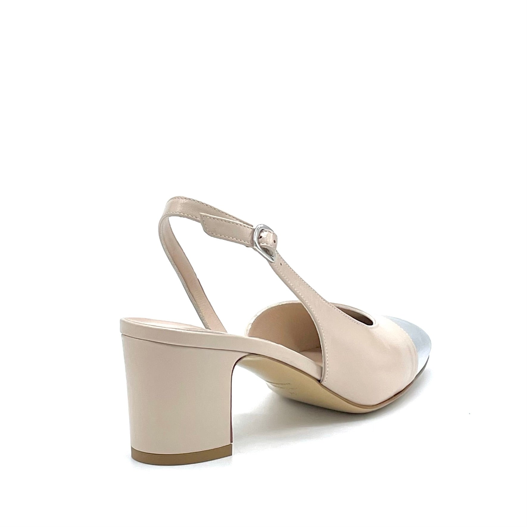Slingback in pelle beige e pelle laminata argento – Cod. 15125