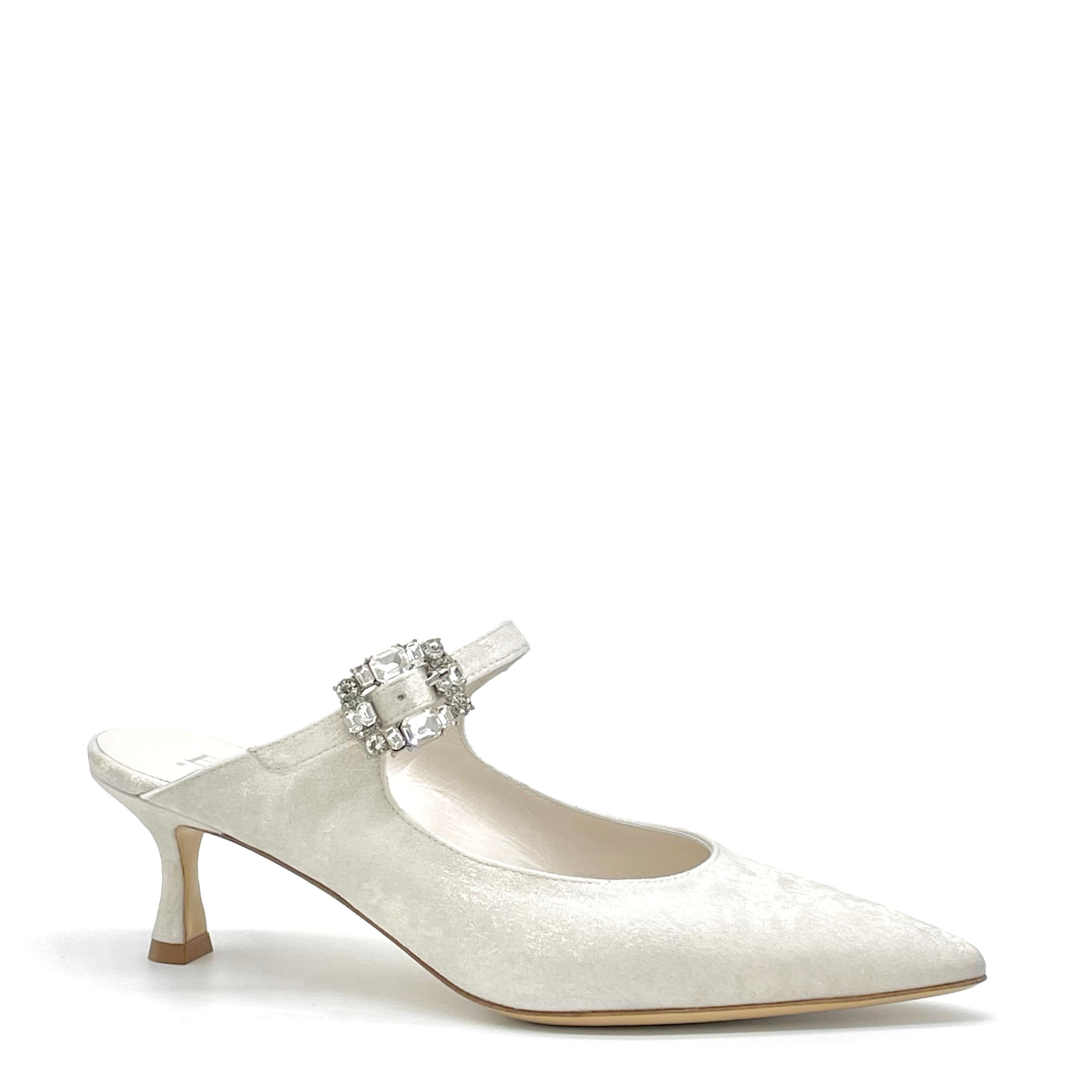 Ivory satin effect chenille sabot with jewel buckle - Cod S2533