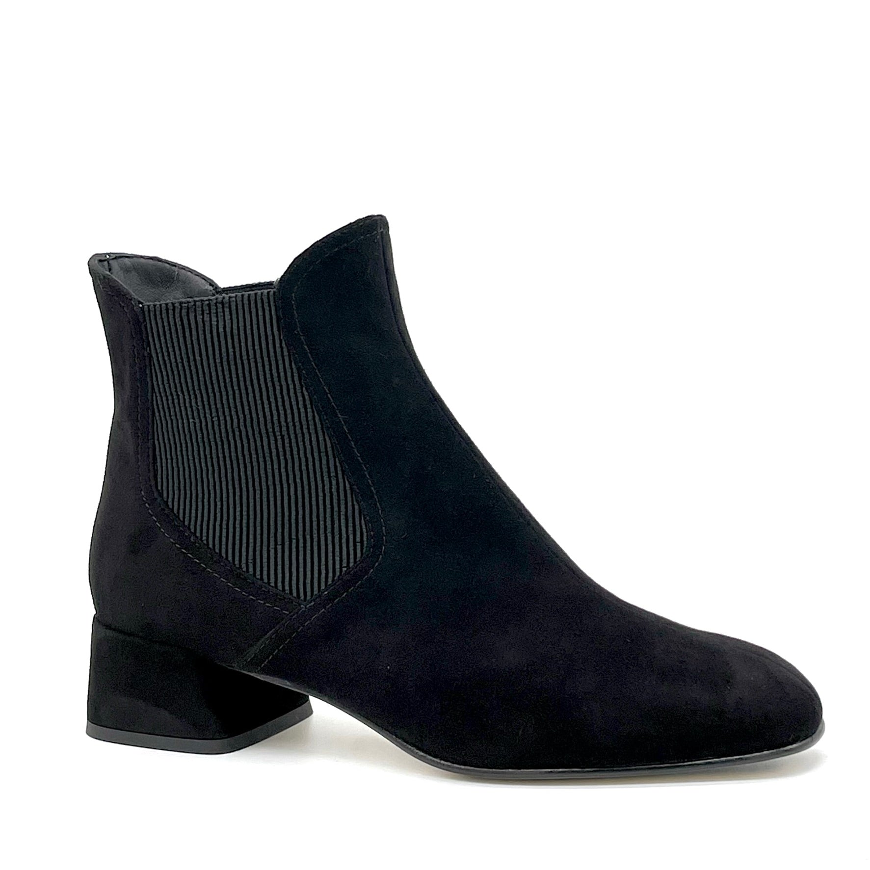 Beatle in camoscio nero – Cod. 55547