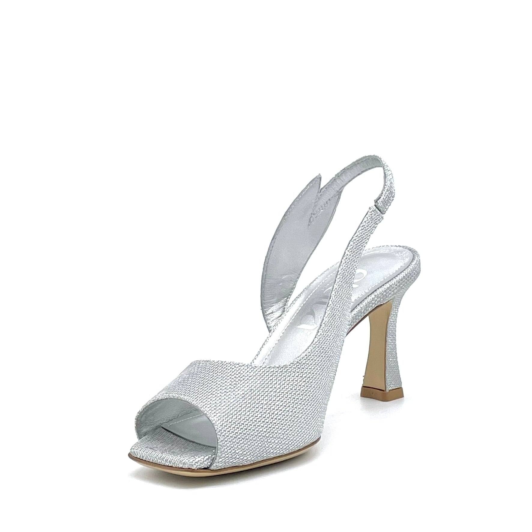 Sandalo in tessuto laminato argento con applicazione di strass – Cod. 16118-2