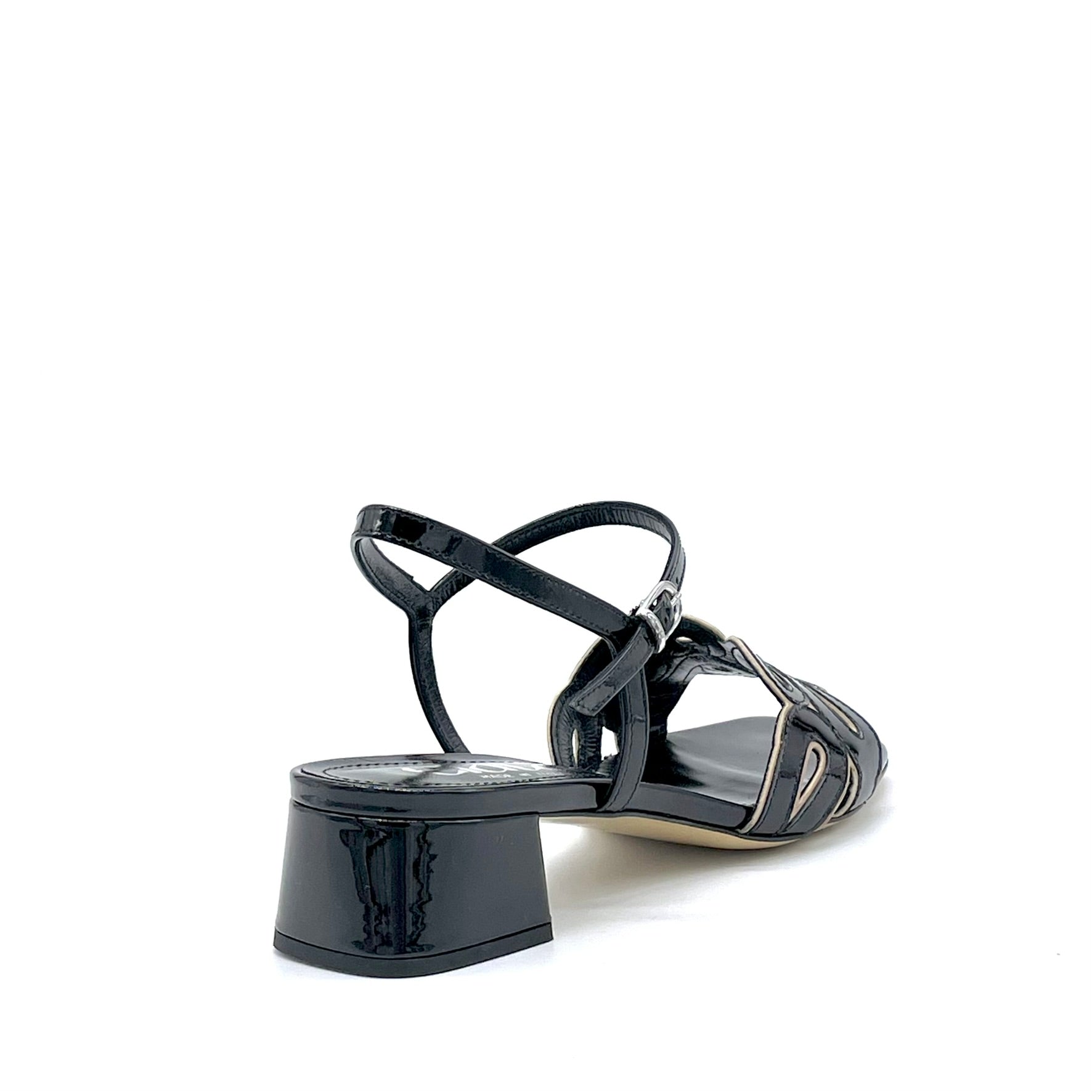 Sandalo in vernice nera e inserti in pelle color cannella – Cod.16129
