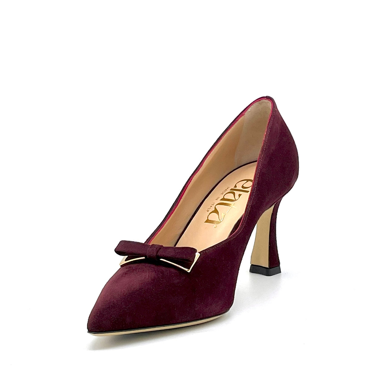 Décolleté in camoscio bordeaux e accessorio fiocco oro – Cod.56503