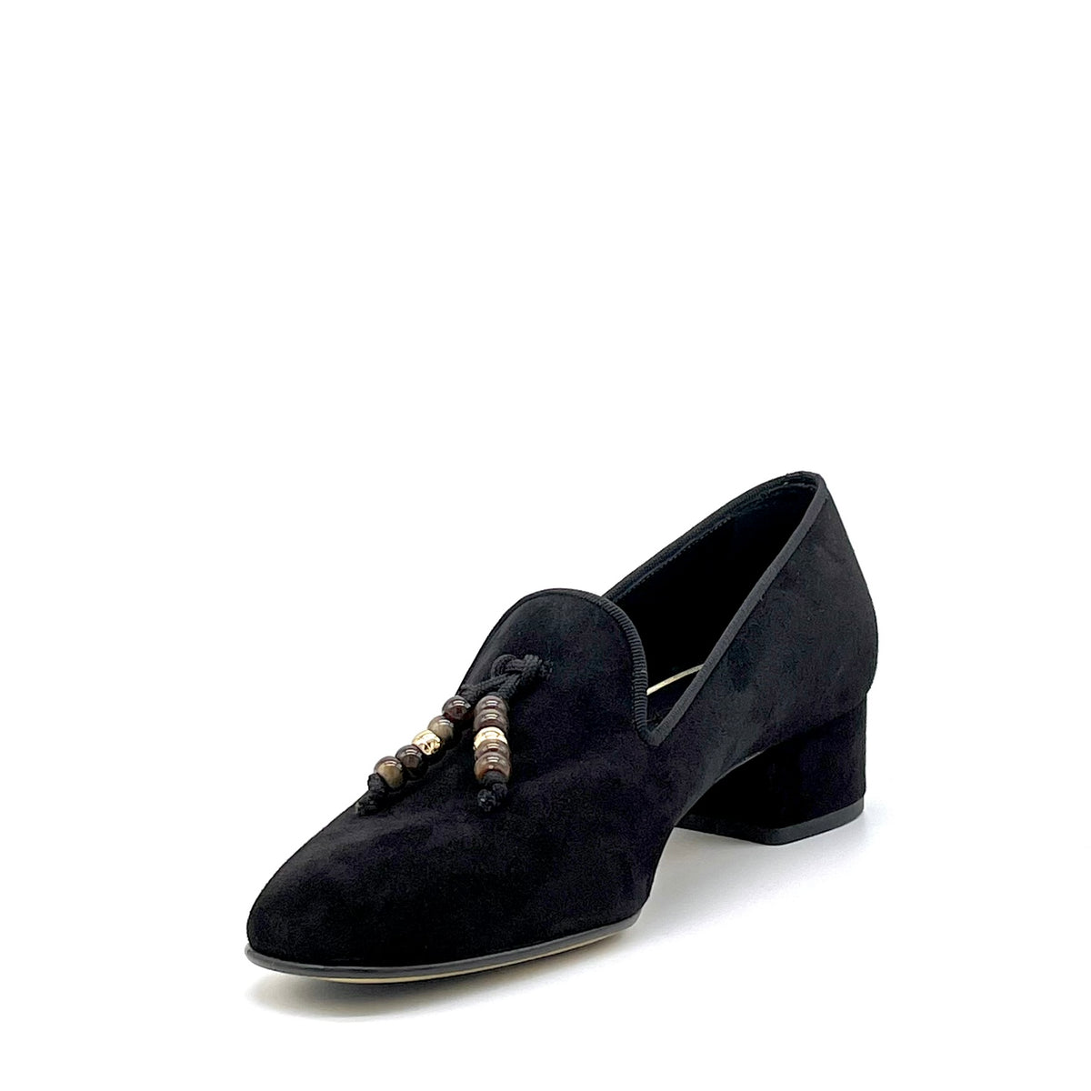 Mocassino in camoscio nero e nastrino in gros grain e perline – Cod. 56527