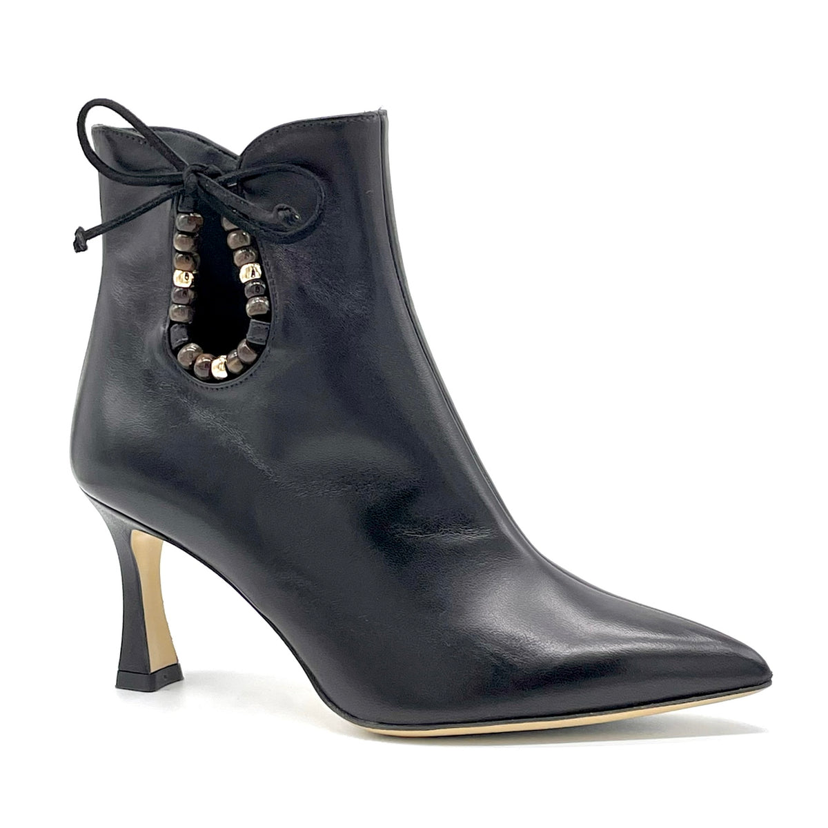 Stivaletto in pelle nera e accessorio di perline – Cod.56531