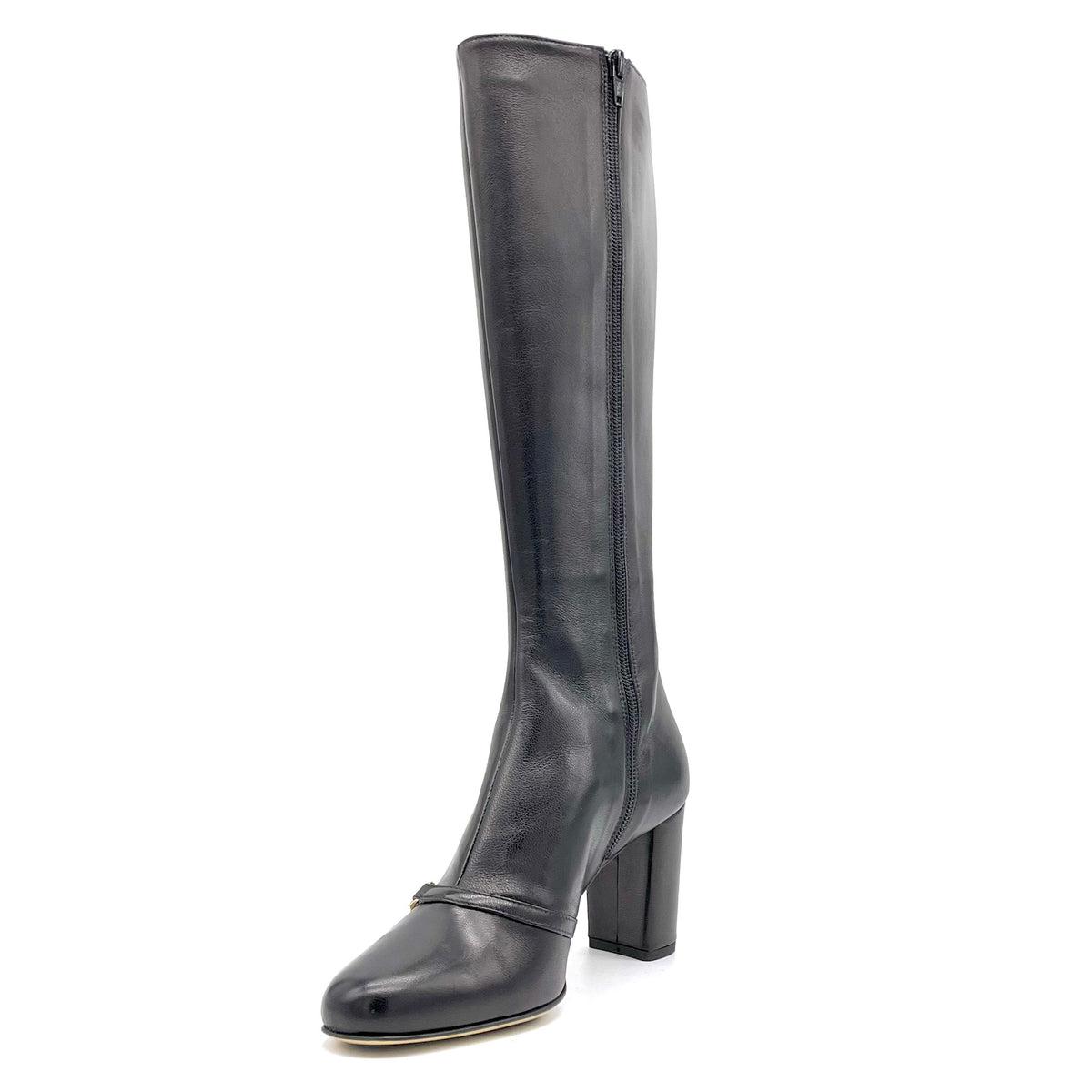 Black leather boot with gold accessory – Cod. 56547