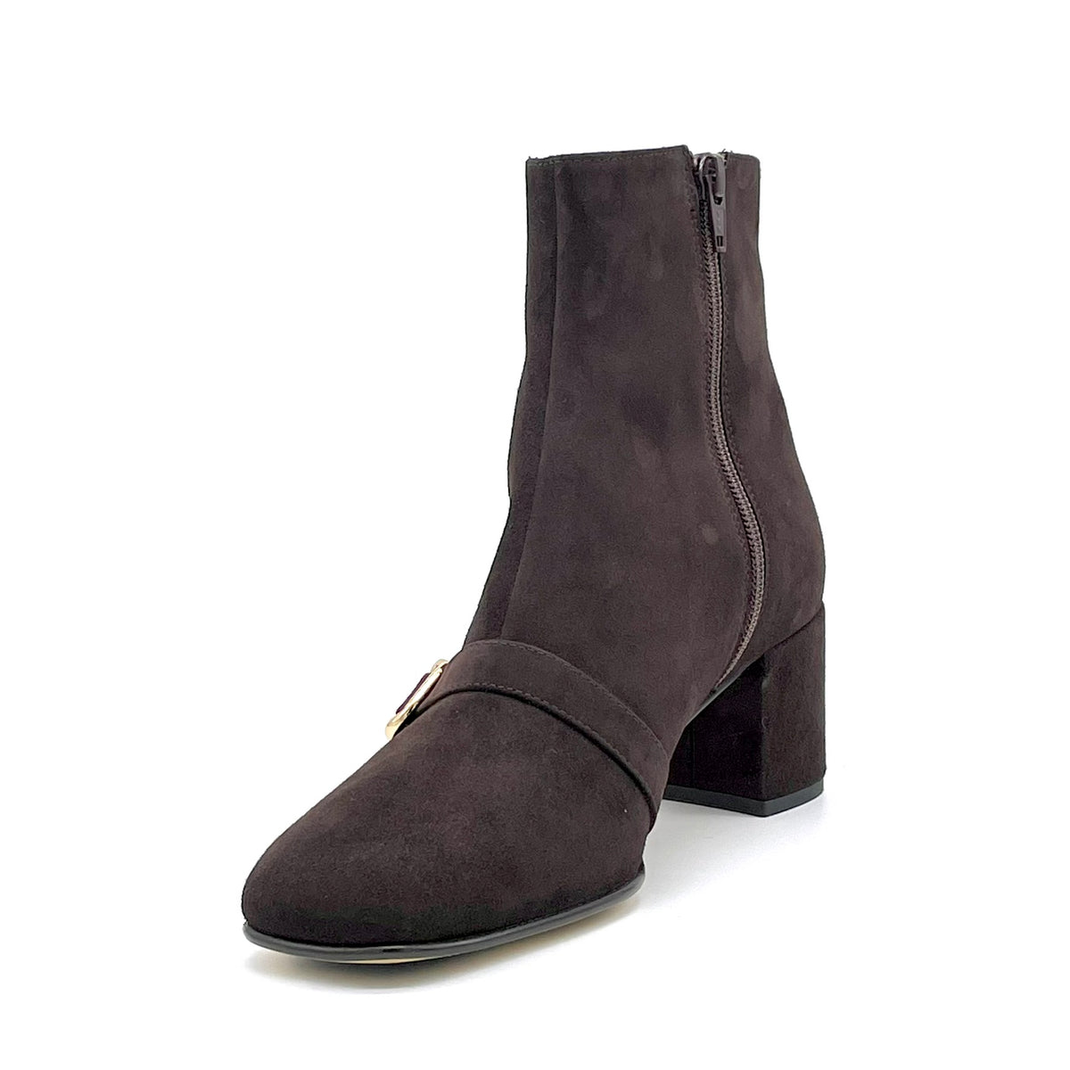 Stivaletto in camoscio marrone e fibbia dorata – Cod. 56543